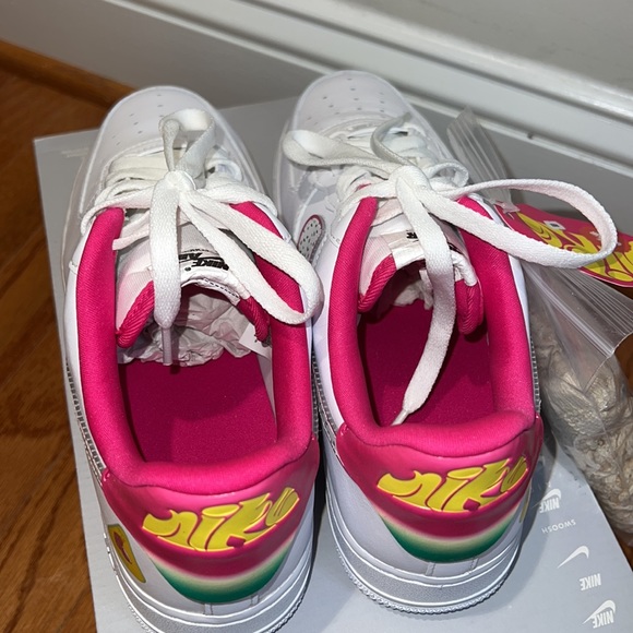 Nike Air Force 1 '07 LX - Picture 6 of 11